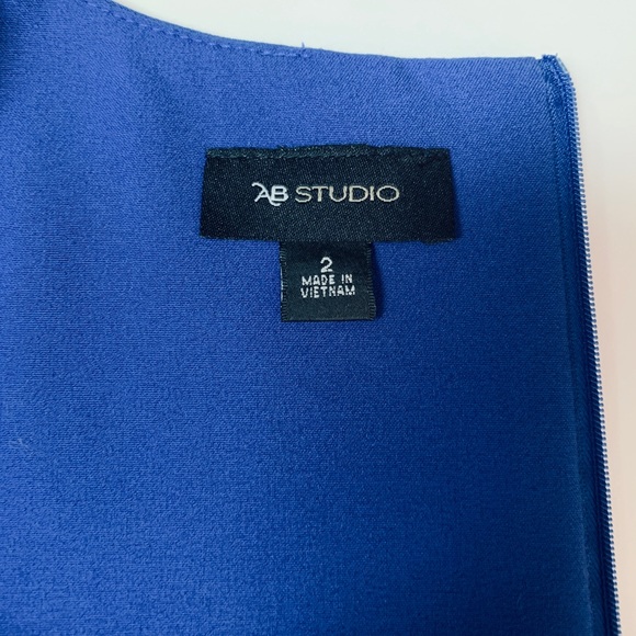 Blue Sheath Dress - Picture 5 of 7